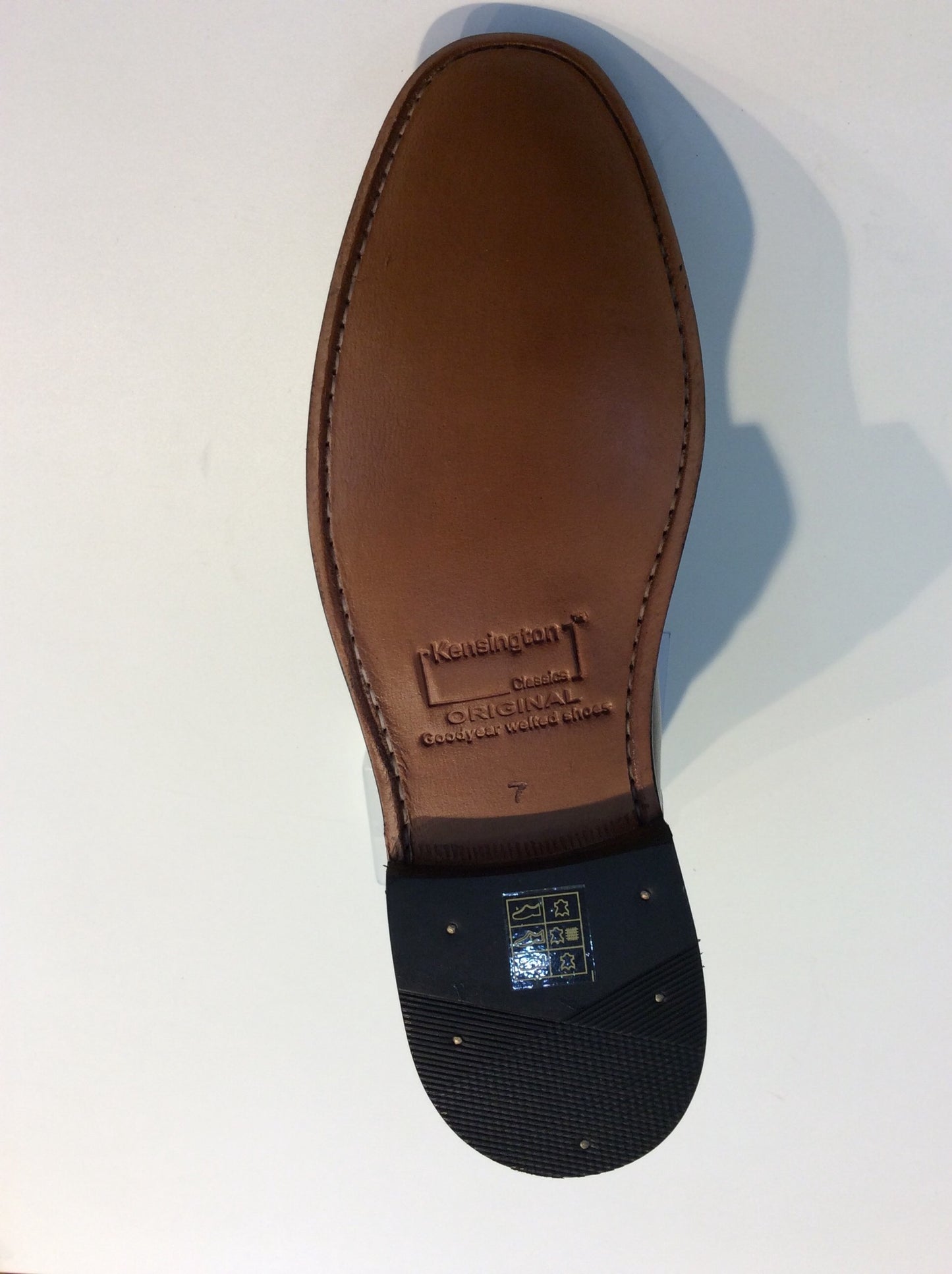 Kensington Classics Leather Chelsea Boots, Black