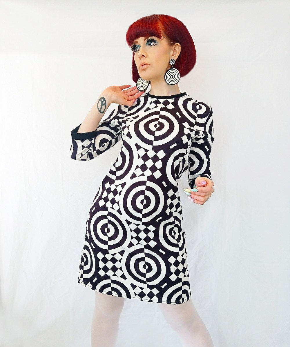 Love Her Madly ‘Jessie’ Pop Art Mod Dress, Black and White