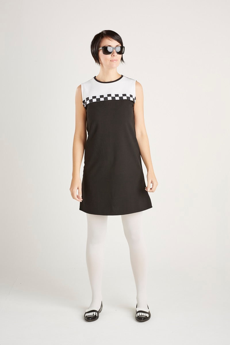 Love Her Madly ‘Sandy’ Two-Tone Mod Dress, Black and White