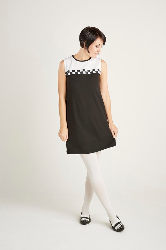 Love Her Madly ‘Sandy’ Two-Tone Mod Dress, Black and White