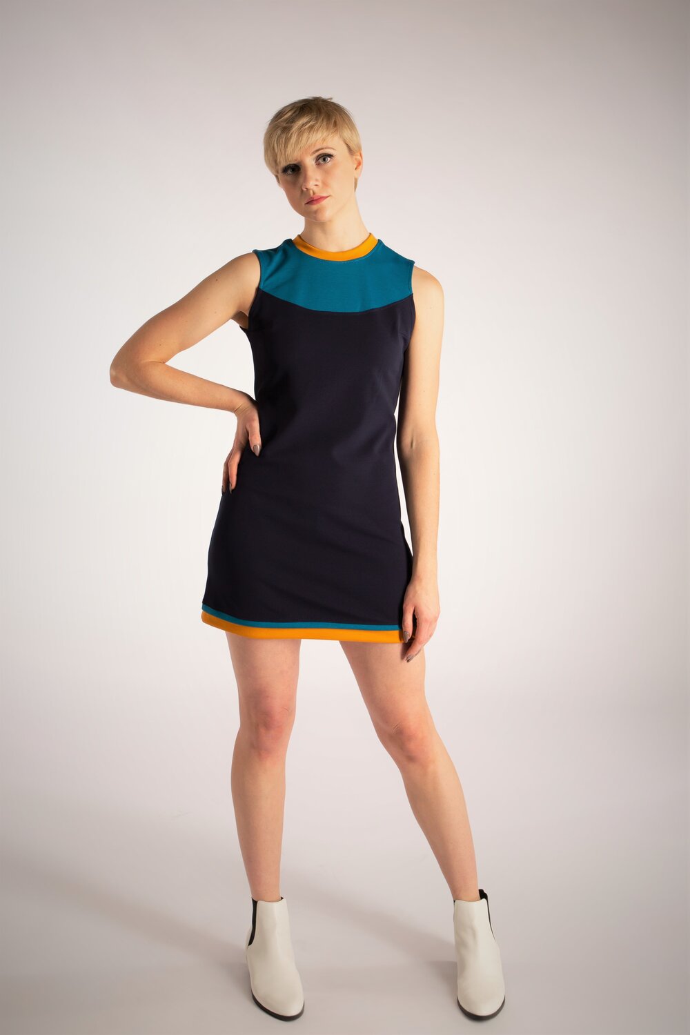 Love Her Madly ‘Roz’ Navy Dress