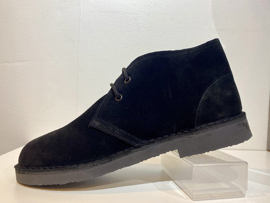 Roamers Classic Style Desert Boots, Black