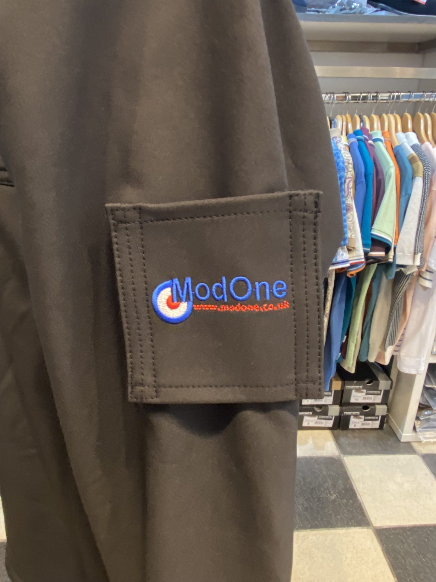 Northern Style ‘Ultra’ Overhead Smock, Black with Mod One logo