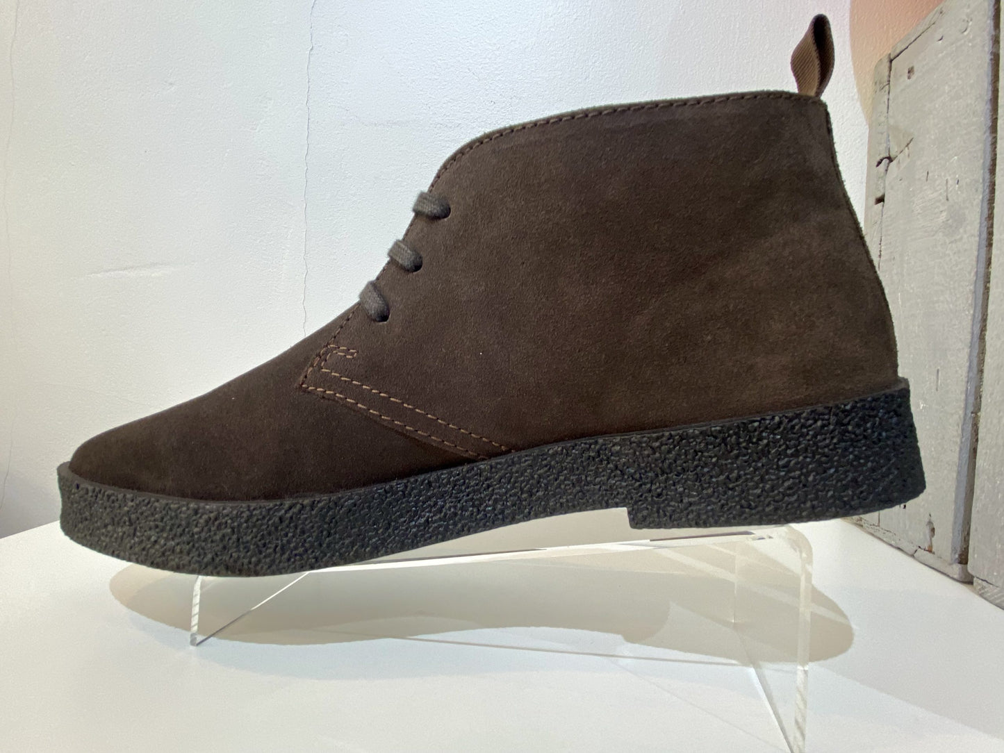 Roamers Suede Chukka Boots, Dark Brown