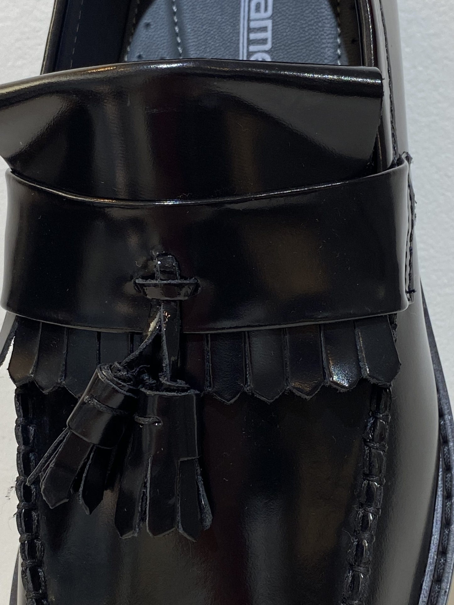 Roamers Hi Shine Tassel Loafers, Black