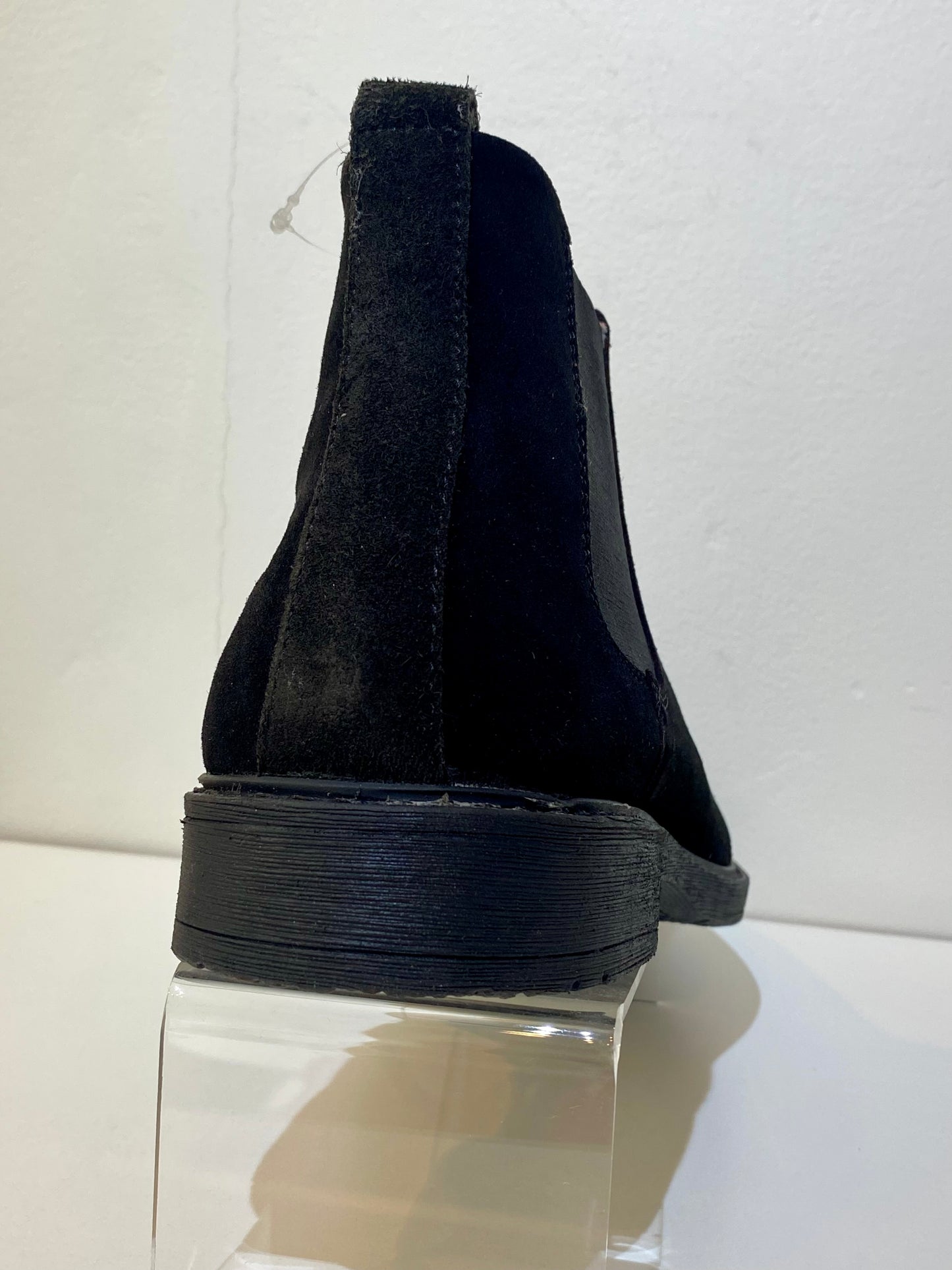 Roamers Suede Chelsea Boots, Black