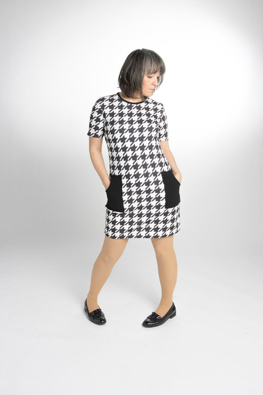 Love Her Madly ‘Shirley’ Black & White Dogtooth Dress
