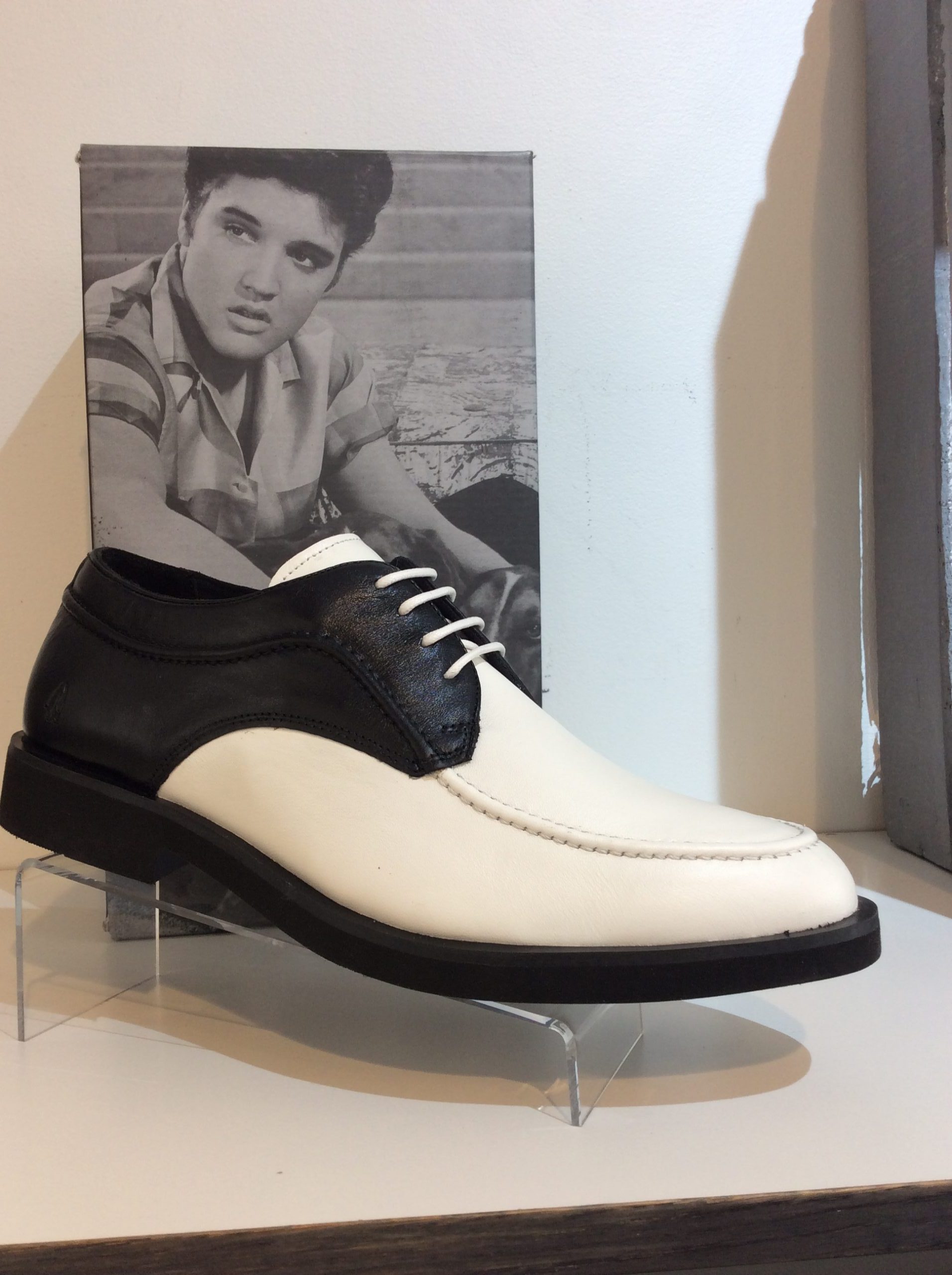 Hush Puppies Elvis Collection, Black and White Lace Up Oxford Shoes ...