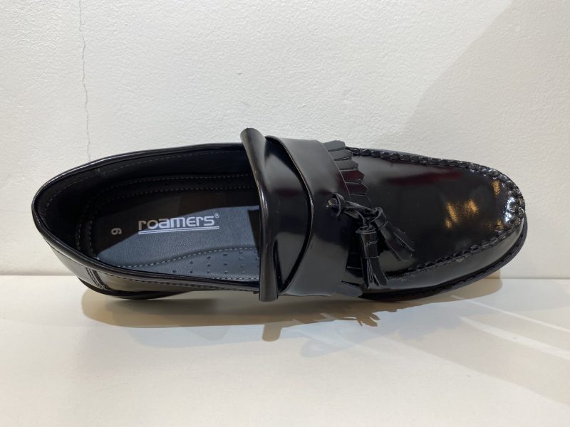 Roamers Hi Shine Tassel Loafers, Black - Image 7